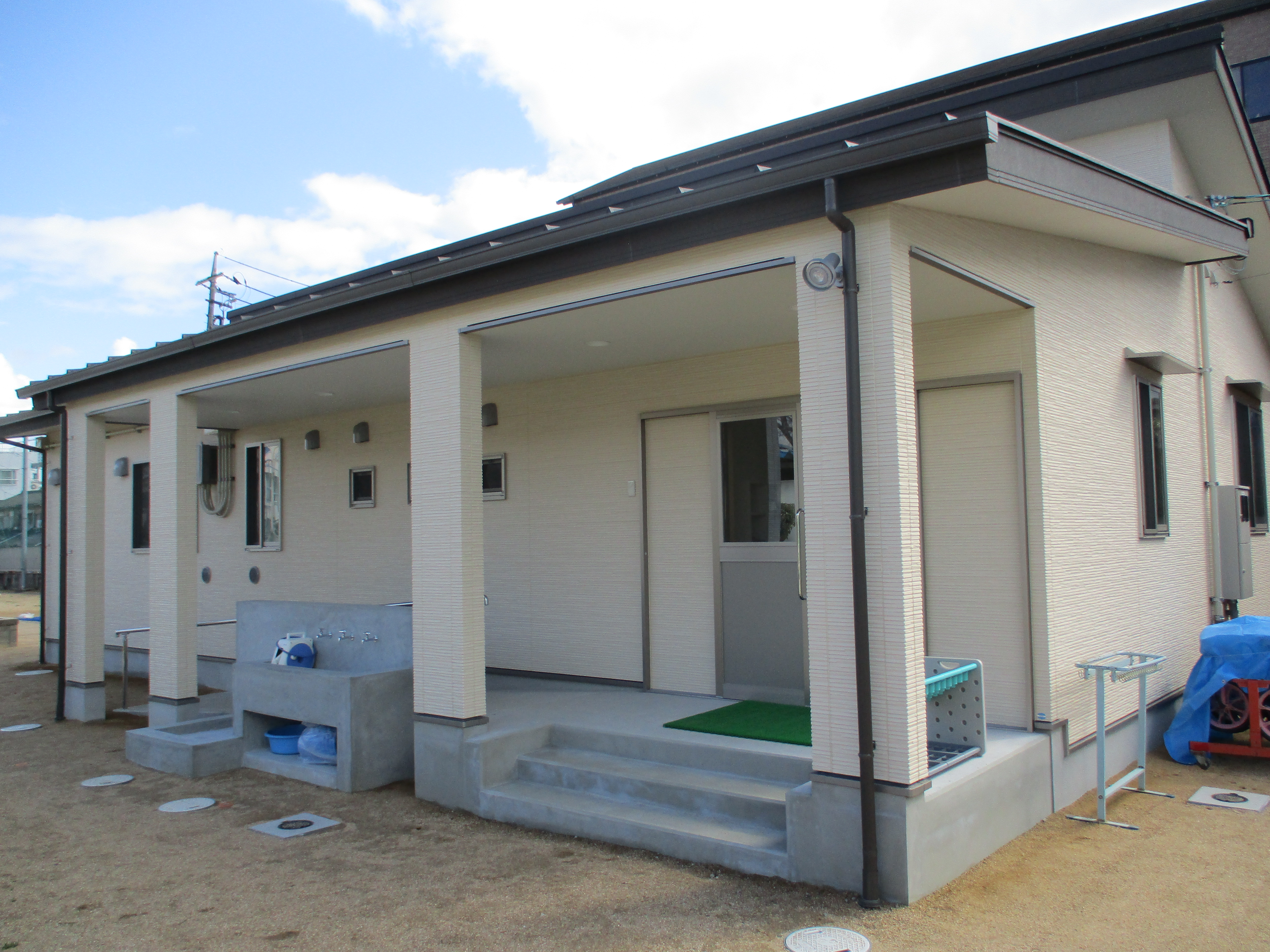 旭東小学校児童クラブ建物の外観の写真です
