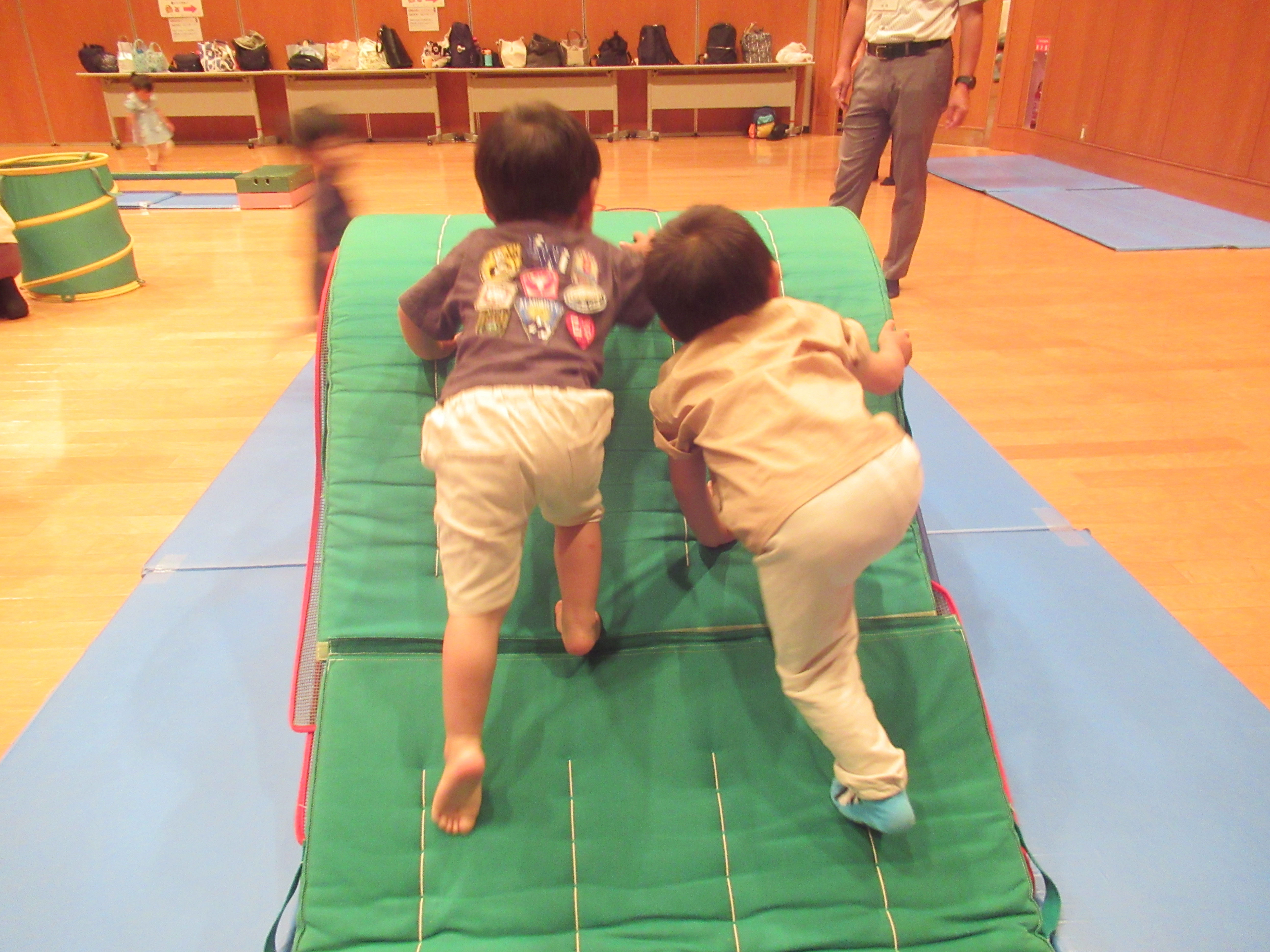 運動あそびの様子