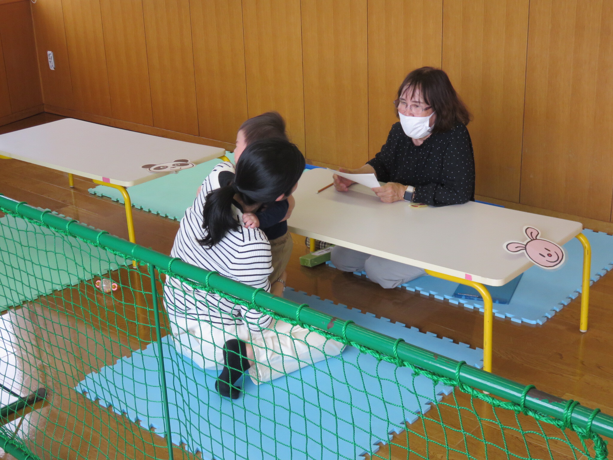 赤ちゃんひろばの様子1
