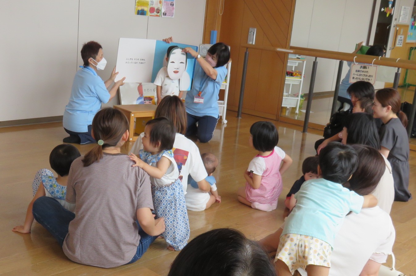 大型絵本の様子